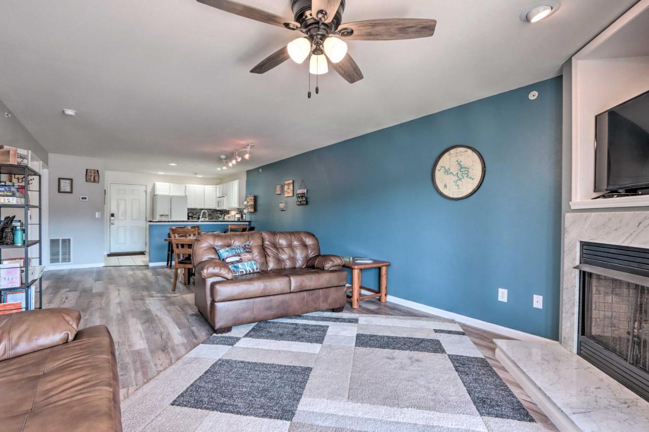 Step-Free Camdenton Condo With Boat Ramp, Dock, Slip 外观 照片