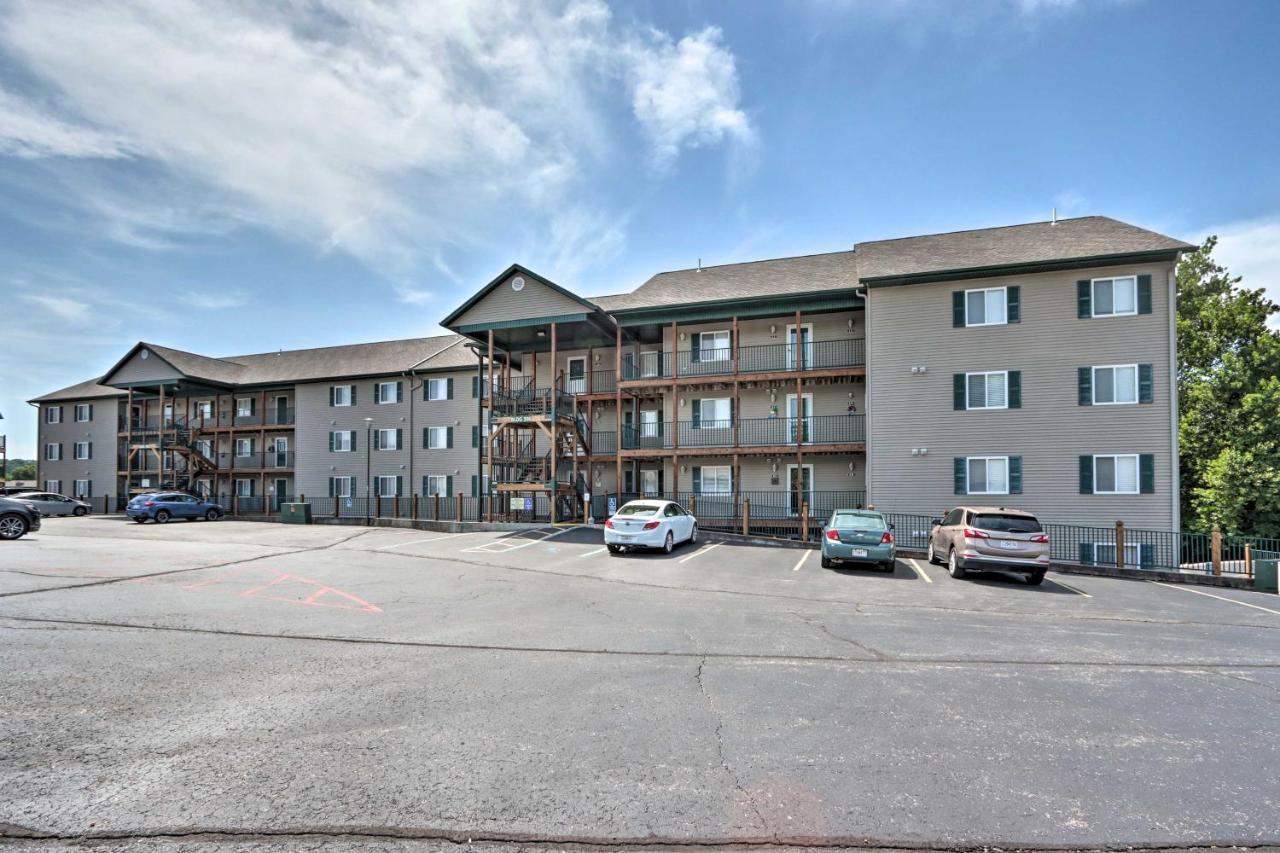 Step-Free Camdenton Condo With Boat Ramp, Dock, Slip 外观 照片
