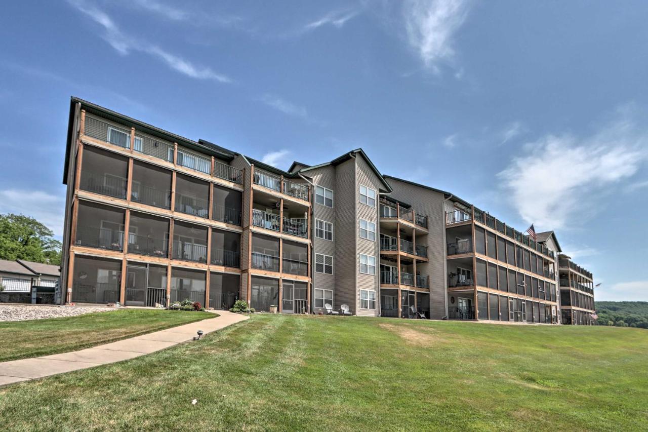 Step-Free Camdenton Condo With Boat Ramp, Dock, Slip 外观 照片